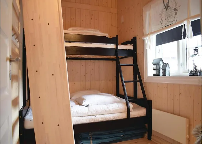 Three-bedroom In Hébergement de vacances *